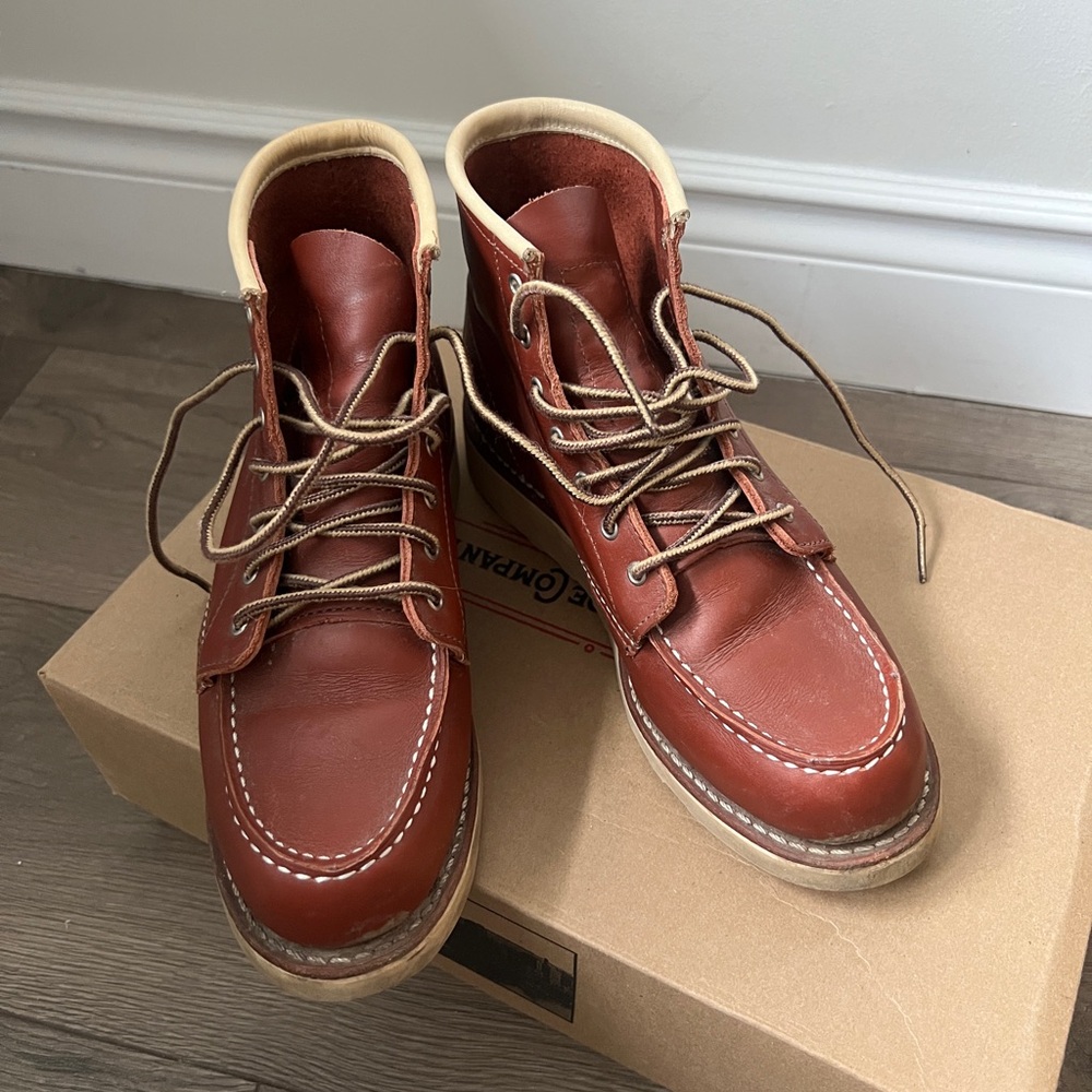 Red Wing Classic Moc Women’s Boots